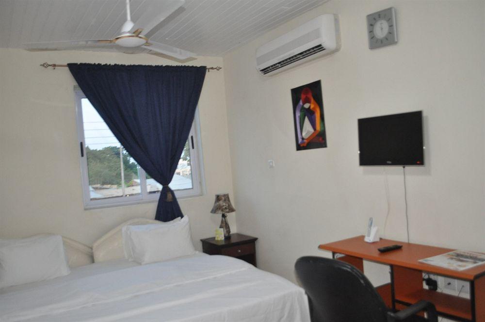 Tribeca Hotel Ghana Akkra Exterior foto