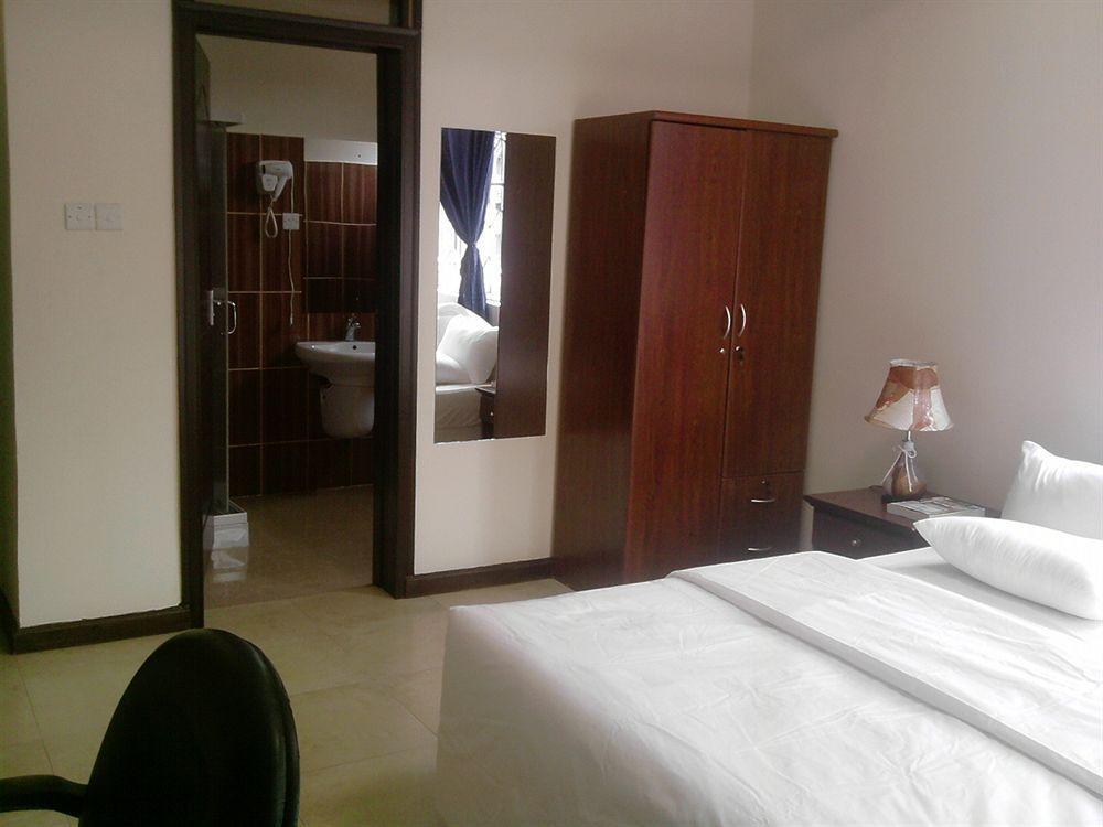 Tribeca Hotel Ghana Akkra Exterior foto