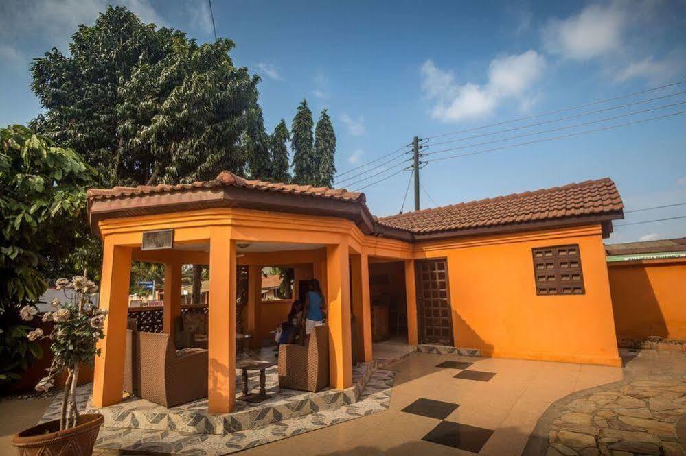 Tribeca Hotel Ghana Akkra Exterior foto